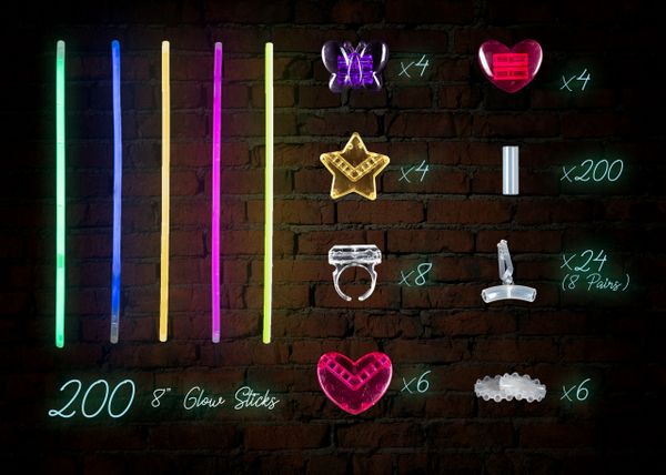 Play22 Glow Sticks Bulk 500 Pack - 200 Glowsticks and 300 Accessories - 8" Ultra Bright Glow Sticks Party Pack Mixed Colors - Glow Sticks Necklaces and Bracelets Enjoyable for Adults and Kids,