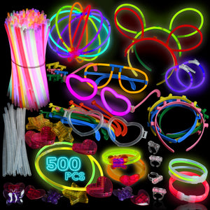 Play22 Glow Sticks Bulk 500 Pack - 200 Glowsticks and 300 Accessories - 8" Ultra Bright Glow Sticks Party Pack Mixed Colors - Glow Sticks Necklaces and Bracelets Enjoyable for Adults and Kids,